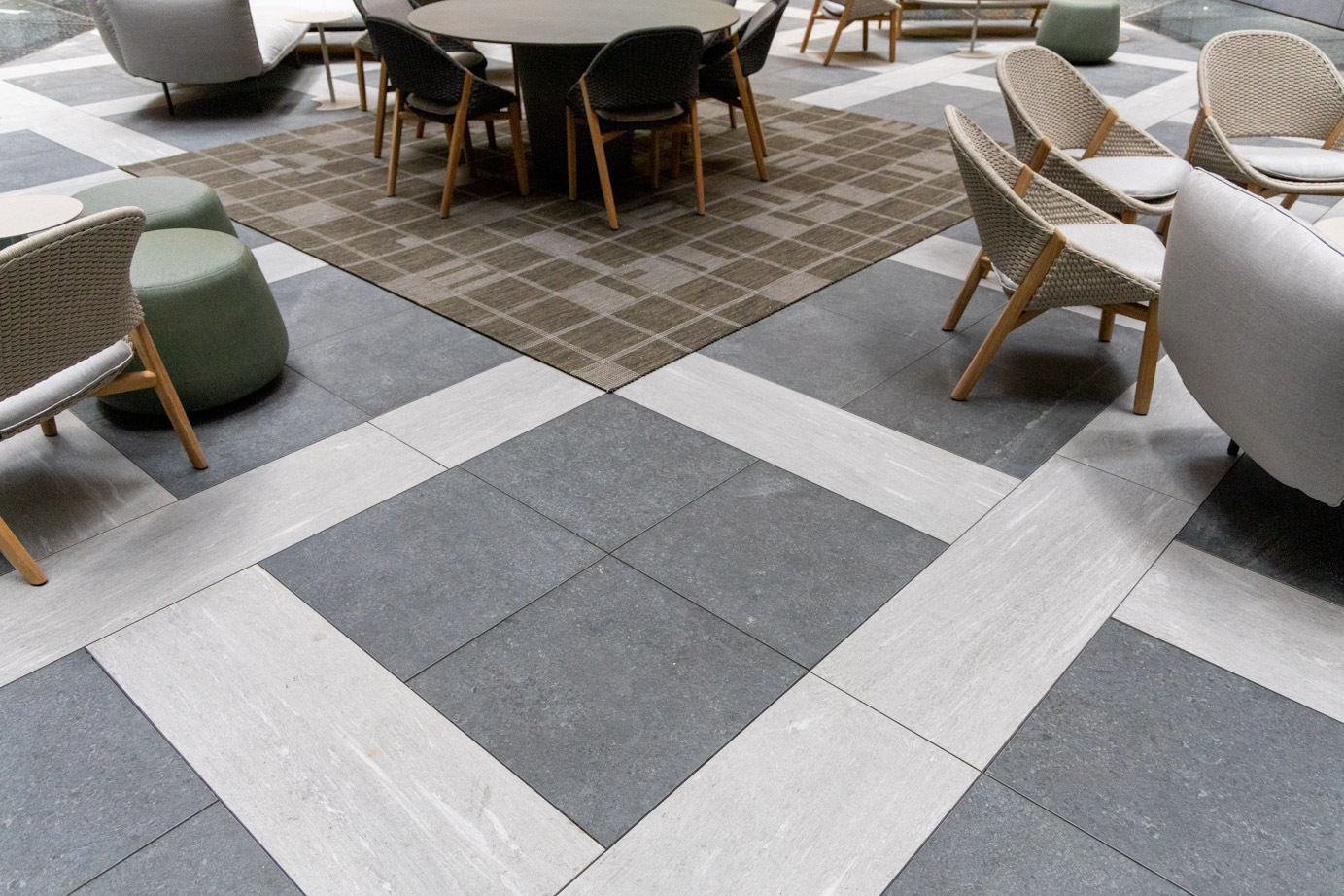 Buzon’s Adjustable Pedestal Systems Elevating Your Hotels